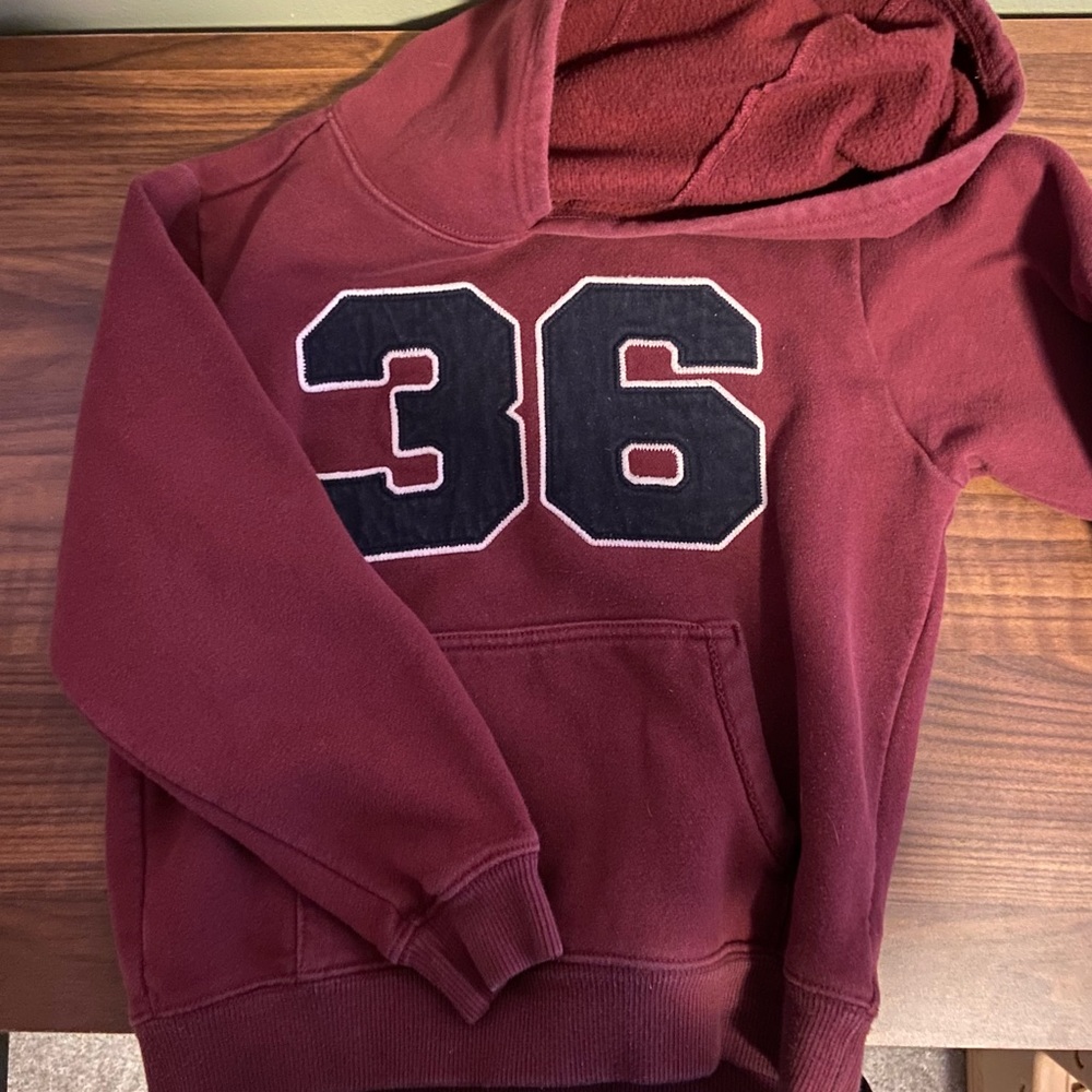 Boys size 5 Gymboree hoodie.